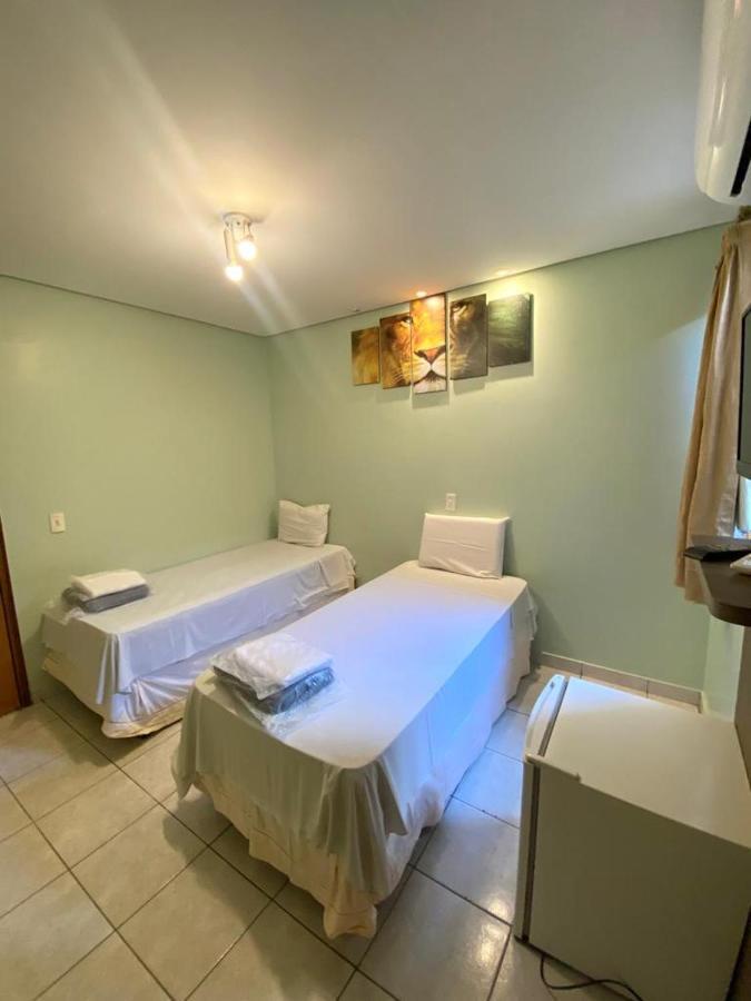 Hotel Mendes Azevedo กัวยาเนีย ภายนอก รูปภาพ